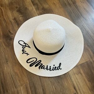 Just Married sun hat